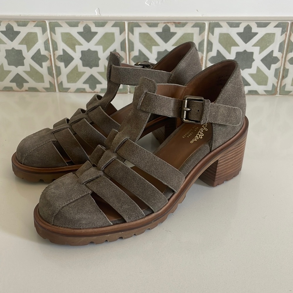 NEW SEYCHELLES BLOCK HEEL SANDAL